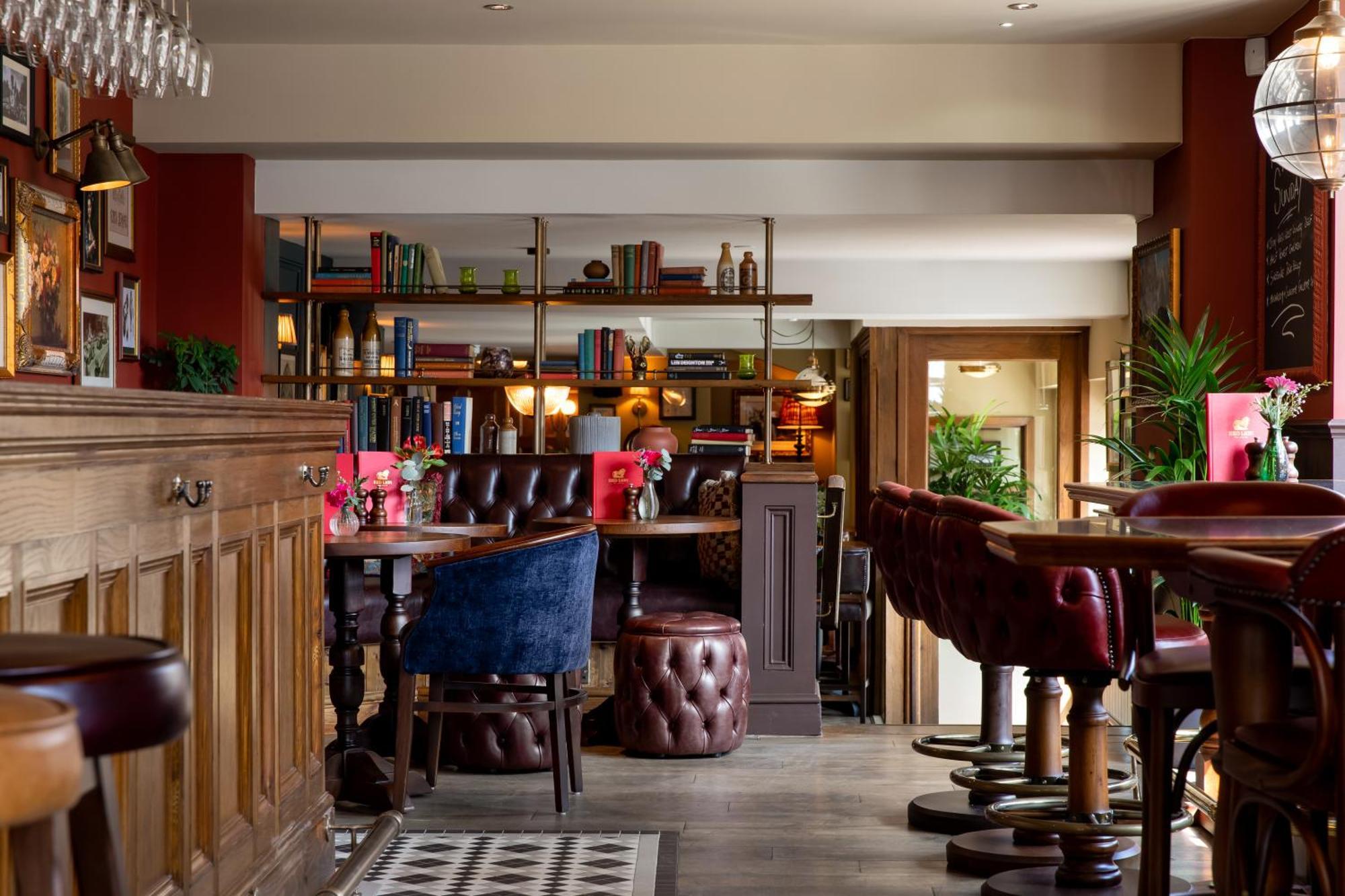 Red Lion Hotel Радлетт Экстерьер фото